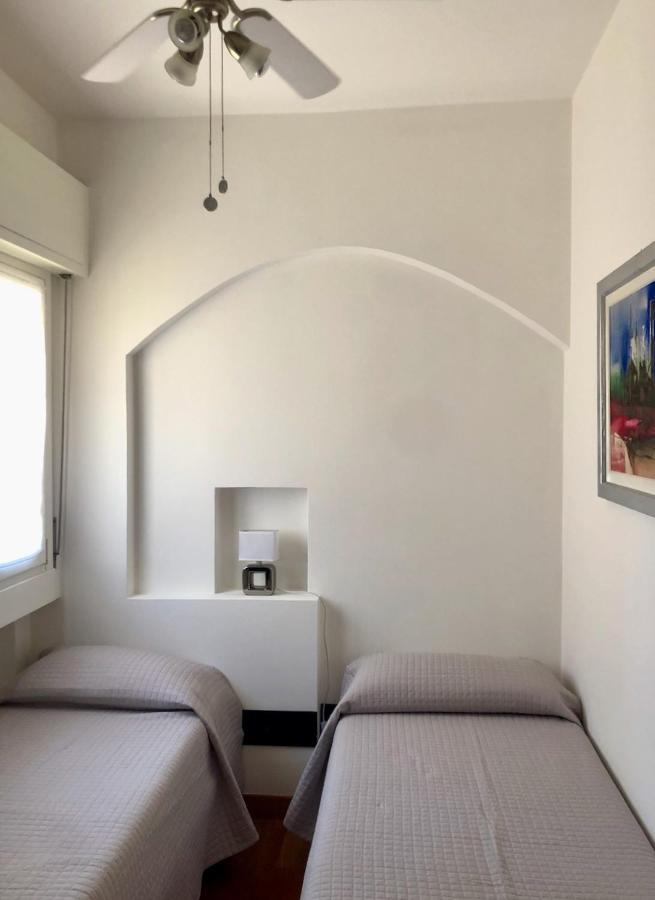 Appartamento La Madonnina Di Cathy Peschiera del Garda Bagian luar foto